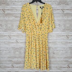 Alexia Admor Wrap Dress 1X Flutter Sleeves Yellow Floral 623